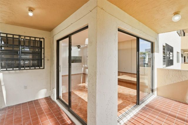 995 SW 84th Ave 126, Miami, FL 33144