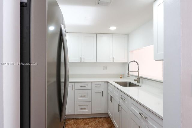 995 SW 84th Ave 126, Miami, FL 33144