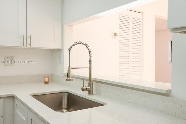 995 SW 84th Ave 126, Miami, FL 33144