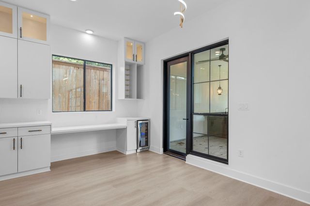 5513 Pagewood Lane, Houston, TX 77056