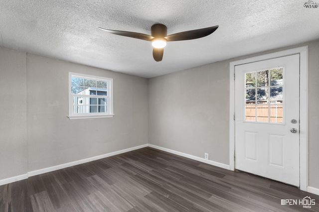 3006 SAXET STREET, Wichita Falls, TX 76306