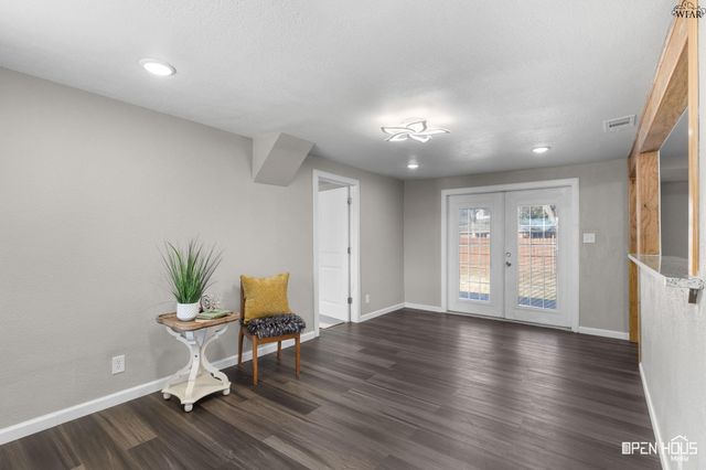 3006 SAXET STREET, Wichita Falls, TX 76306