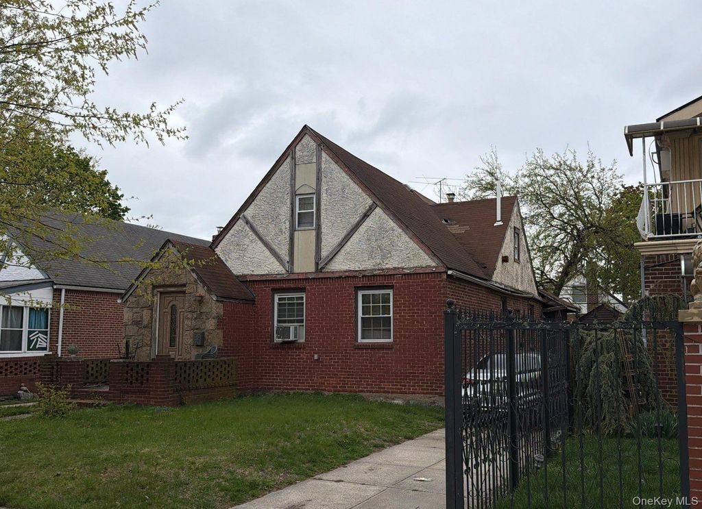183-37 Brinkerhoff Avenue, Saint Albans, NY 11412