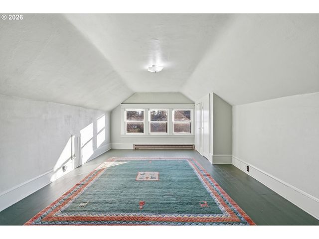 7619 Se INSLEY St, Portland, OR 97206