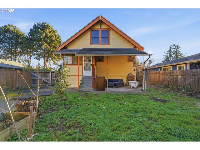 7619 Se INSLEY St, Portland, OR 97206