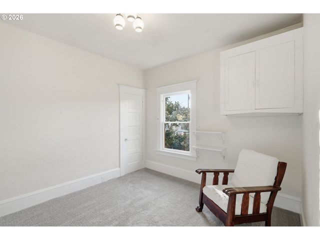 7619 Se INSLEY St, Portland, OR 97206