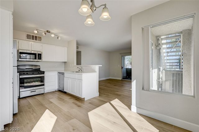 5710 East Tropicana Avenue 1029, Las Vegas, NV 89122