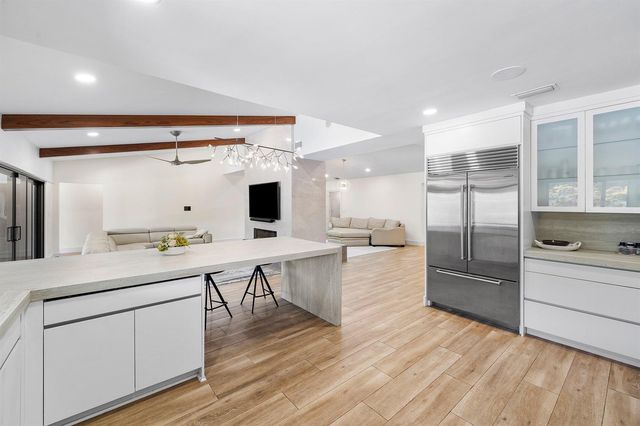 2040 NW 25TH Street, Boca Raton, FL 33431
