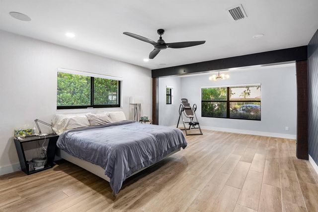 2040 NW 25TH Street, Boca Raton, FL 33431