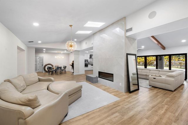2040 NW 25TH Street, Boca Raton, FL 33431