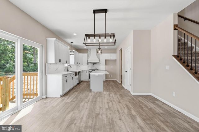 1161 HOLMES AVE, Vineland, NJ 08361