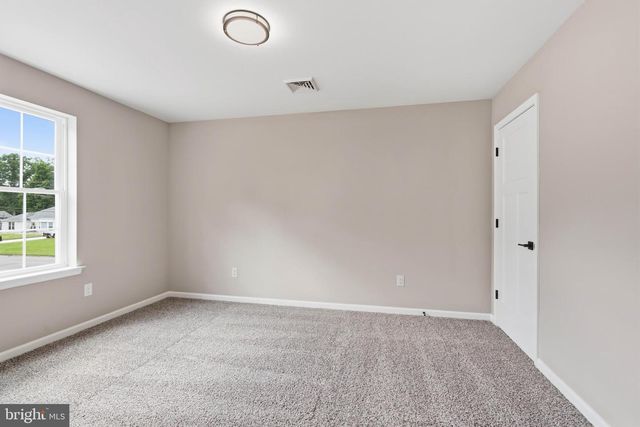 1161 HOLMES AVE, Vineland, NJ 08361