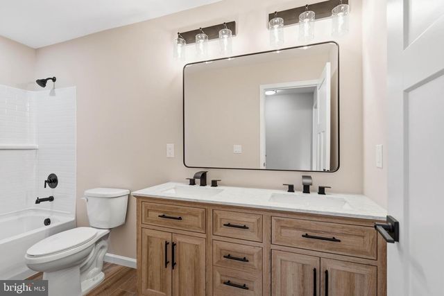 1161 HOLMES AVE, Vineland, NJ 08361
