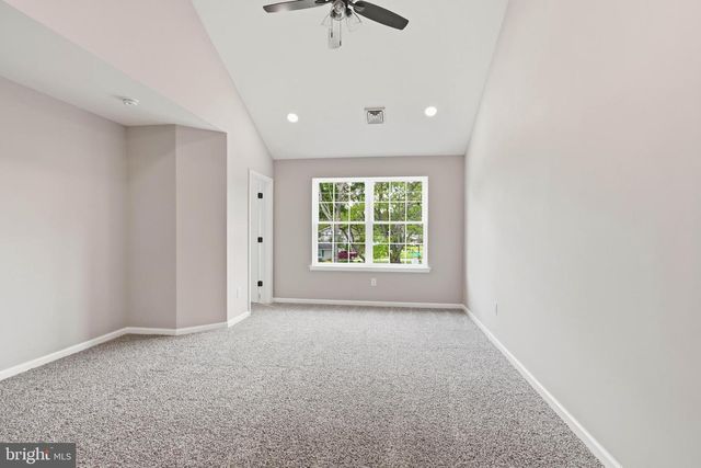 1161 HOLMES AVE, Vineland, NJ 08361