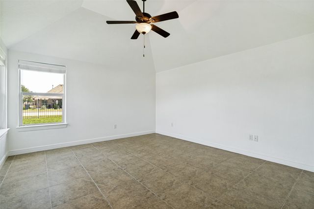 204 Captains Court, Granbury, TX 76049