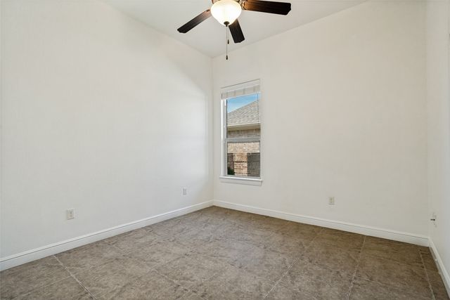 204 Captains Court, Granbury, TX 76049