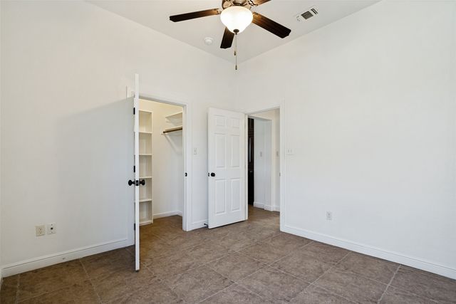 204 Captains Court, Granbury, TX 76049