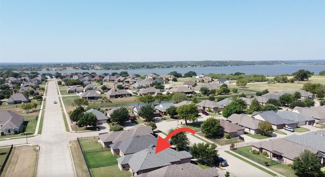 204 Captains Court, Granbury, TX 76049