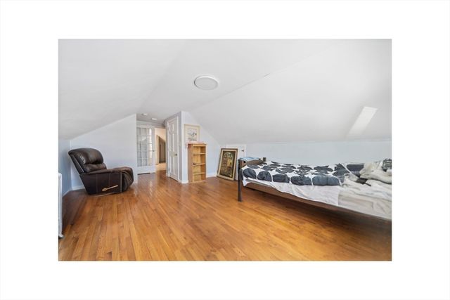 19 Utica St, Quincy, MA 02169