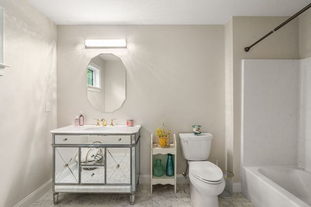 18 Keeney Pond Road., Norfolk, MA 02056
