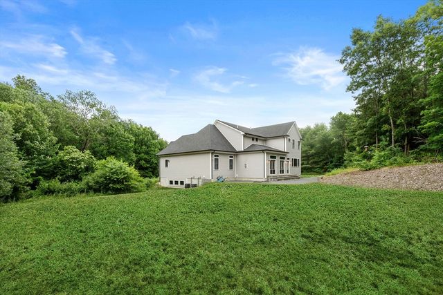 18 Keeney Pond Road., Norfolk, MA 02056