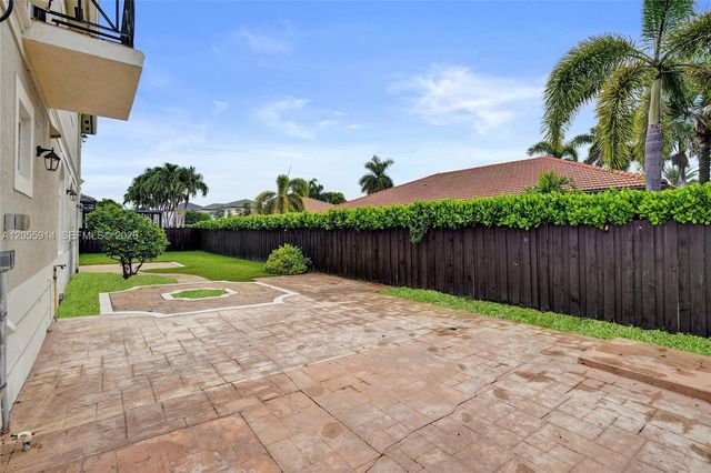 4665 SW 159th Court, Miami, FL 33185