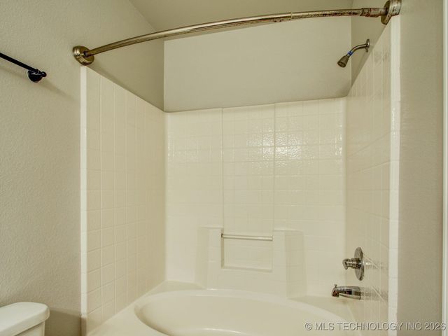 25961 E 90th Place S, Broken Arrow, OK 74014