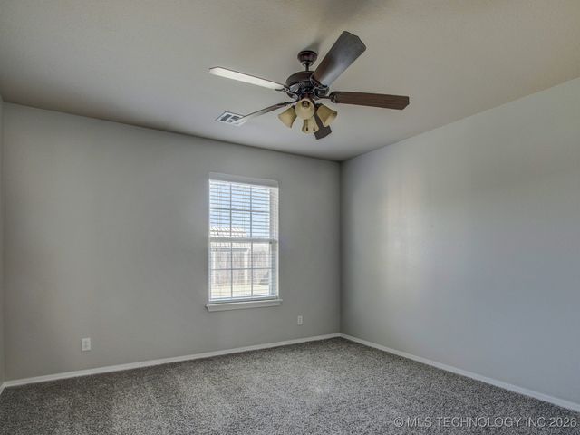 25961 E 90th Place S, Broken Arrow, OK 74014