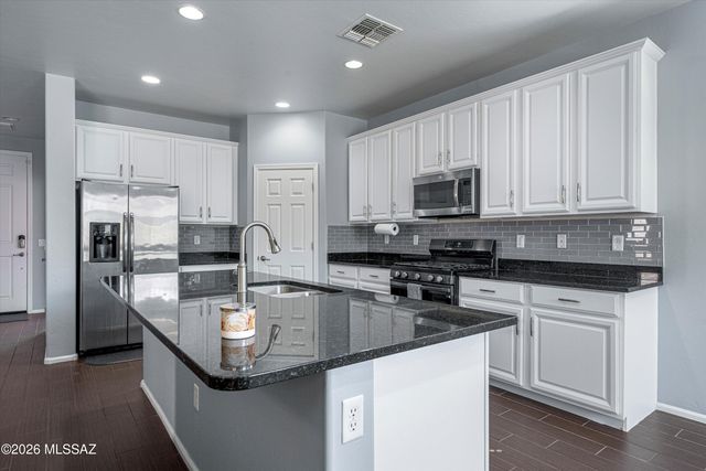 11309 W Stone Hearth Street, Marana, AZ 85658