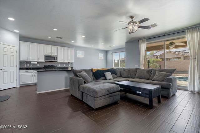 11309 W Stone Hearth Street, Marana, AZ 85658