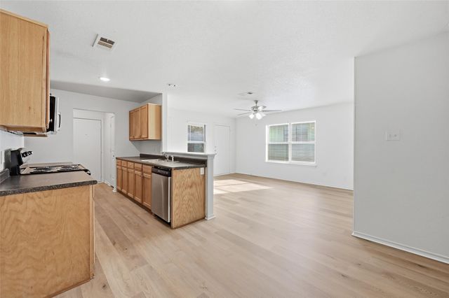 8117 Doreen Avenue, Fort Worth, TX 76116