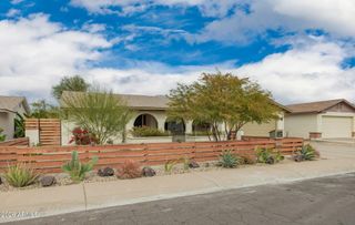 5754 W SHANGRI LA Road, Glendale, AZ 85304