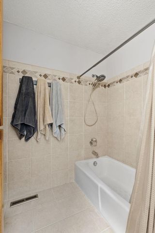 8989 Kirkwood Circle N, Maple Grove, MN 55369