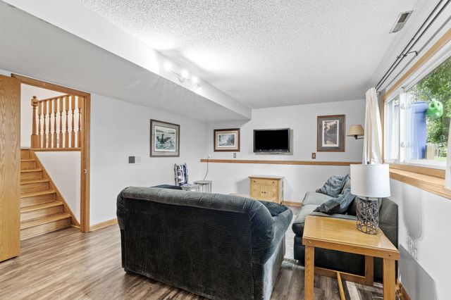 8989 Kirkwood Circle N, Maple Grove, MN 55369