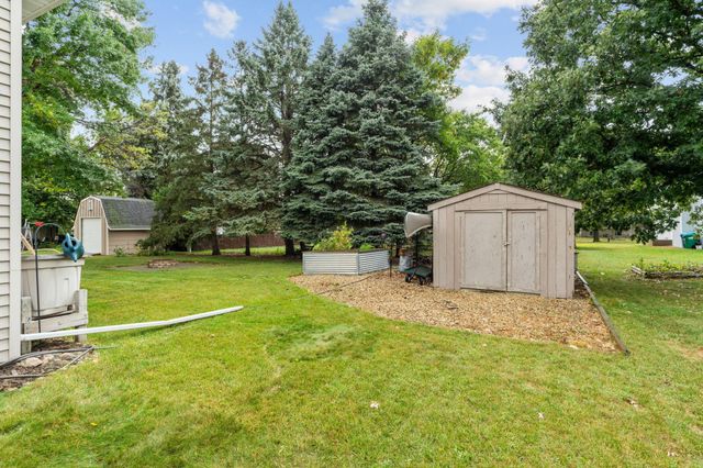 8989 Kirkwood Circle N, Maple Grove, MN 55369