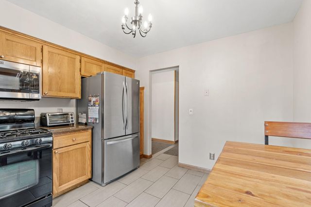 8989 Kirkwood Circle N, Maple Grove, MN 55369