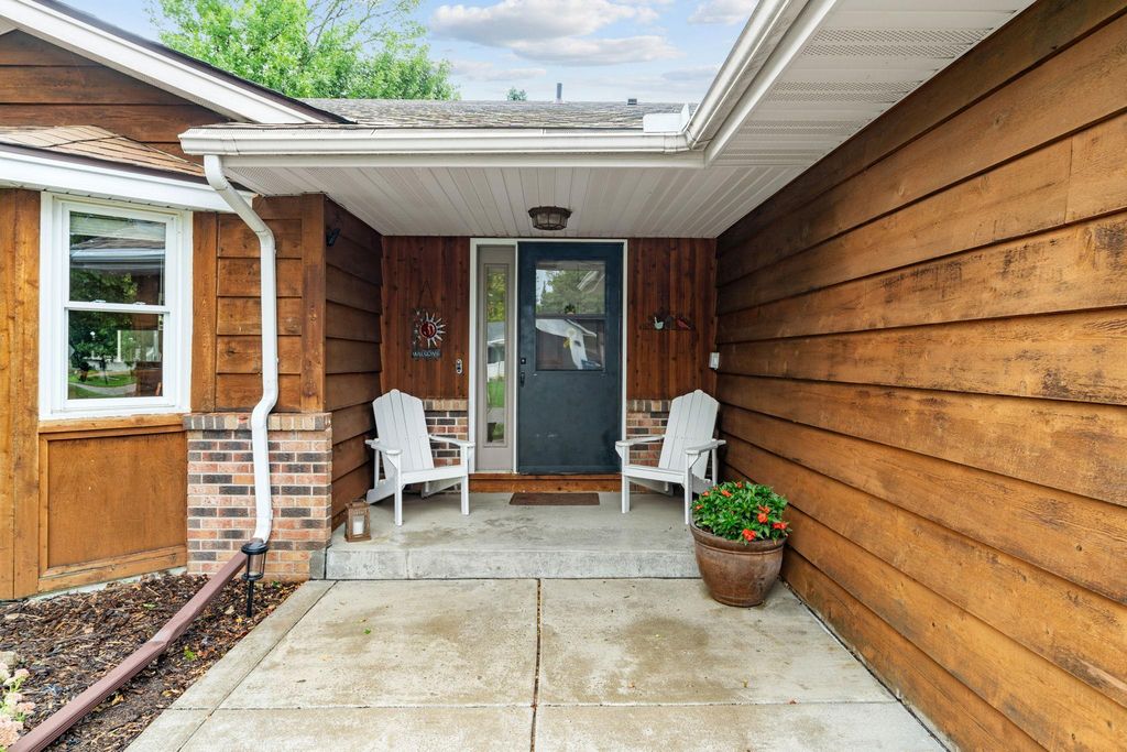 8989 Kirkwood Circle N, Maple Grove, MN 55369 — photo 3