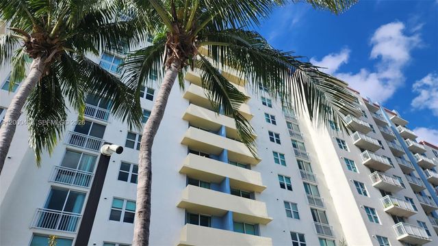 3000 Coral Way 713, Miami, FL 33145