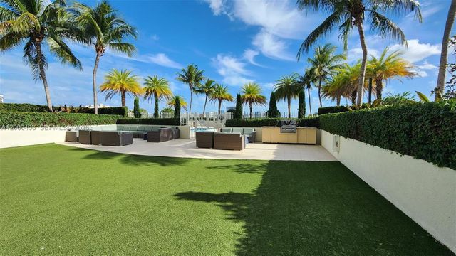 3000 Coral Way 713, Miami, FL 33145