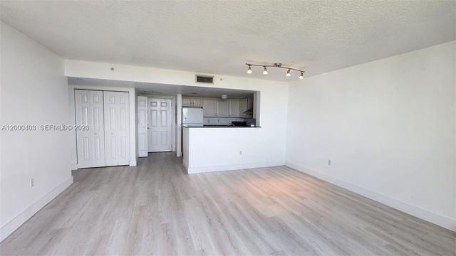 3000 Coral Way 713, Miami, FL 33145