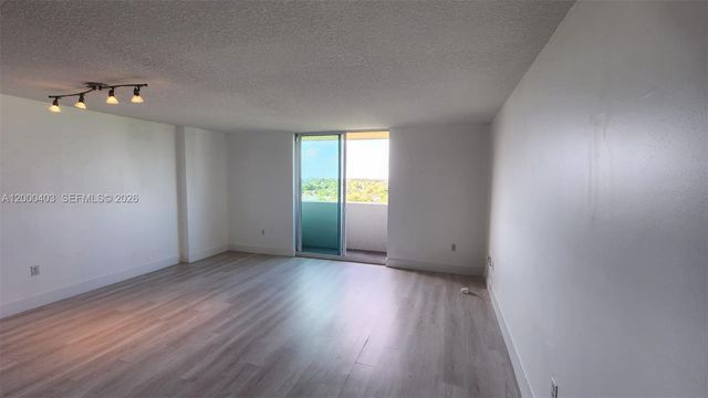 3000 Coral Way 713, Miami, FL 33145