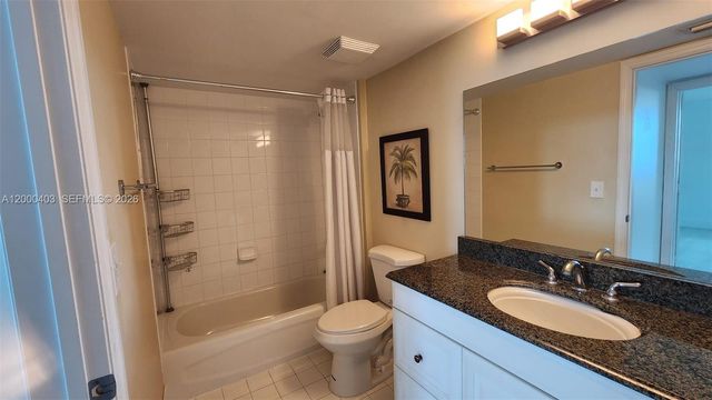 3000 Coral Way 713, Miami, FL 33145