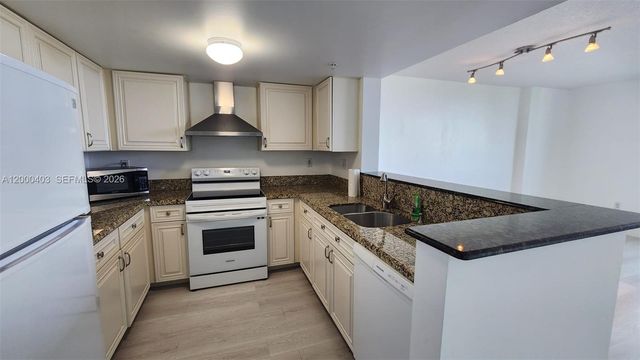 3000 Coral Way 713, Miami, FL 33145