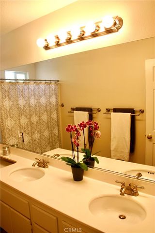 27 Tradition, Rancho Santa Margarita, CA 92688