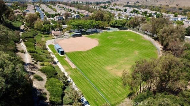 27 Tradition, Rancho Santa Margarita, CA 92688