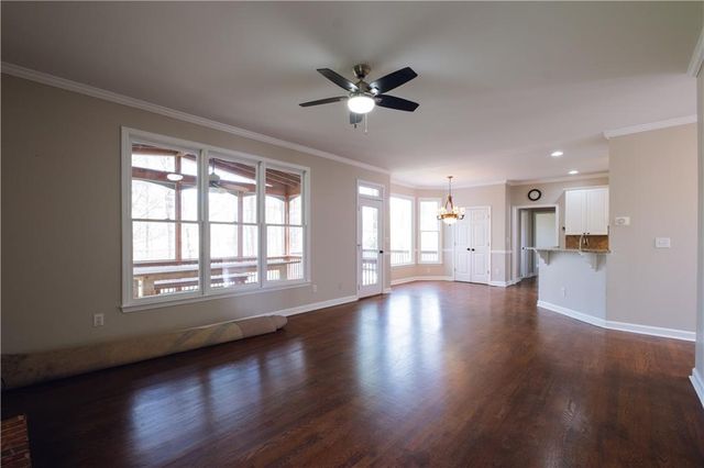 660 Dianthus Court NW, Acworth, GA 30102