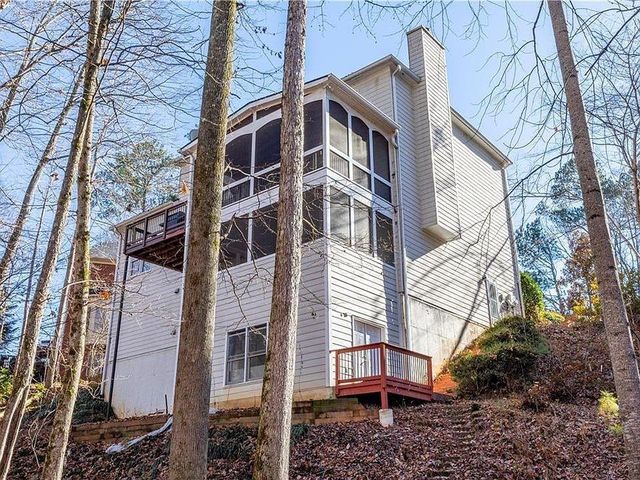 660 Dianthus Court NW, Acworth, GA 30102