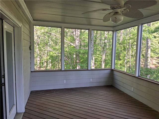 660 Dianthus Court NW, Acworth, GA 30102