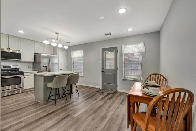 4802 Quiet Canyon Drive, Friendswood, TX 77546