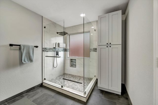 4802 Quiet Canyon Drive, Friendswood, TX 77546